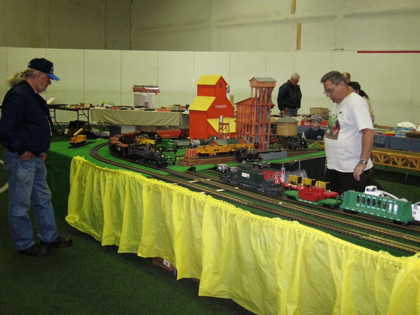 Winnipeg Model Railroad Club G gauge at the Manitoba Mega Train show