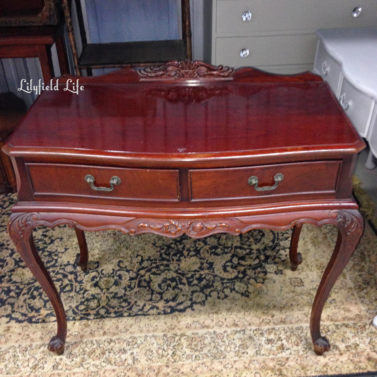 Lilyfield Life White Painted French Style Hall Table / Vanity