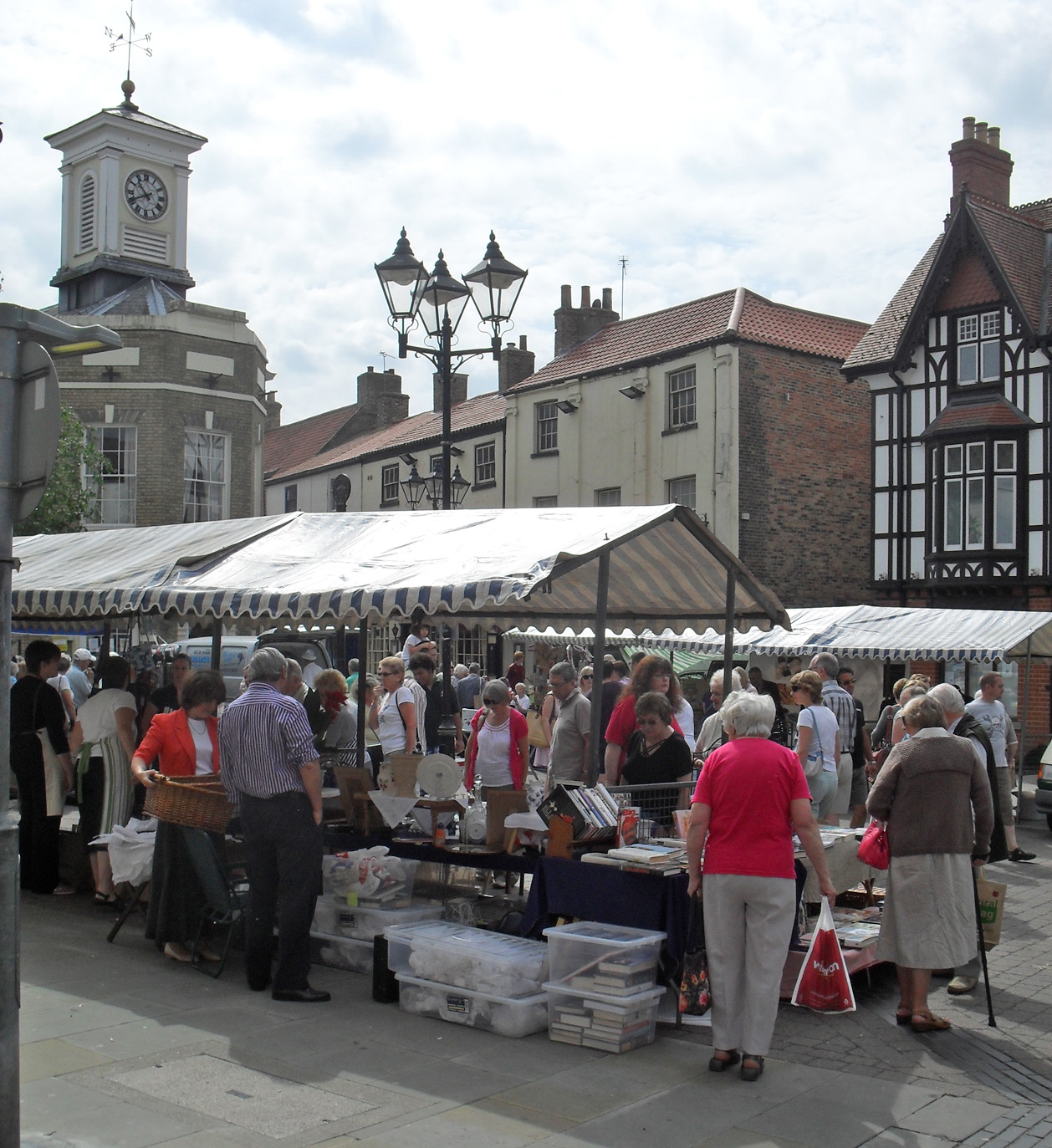 Nigel Fisher's Brigg Blog SATURDAY SEES FARMERS' MARKET
