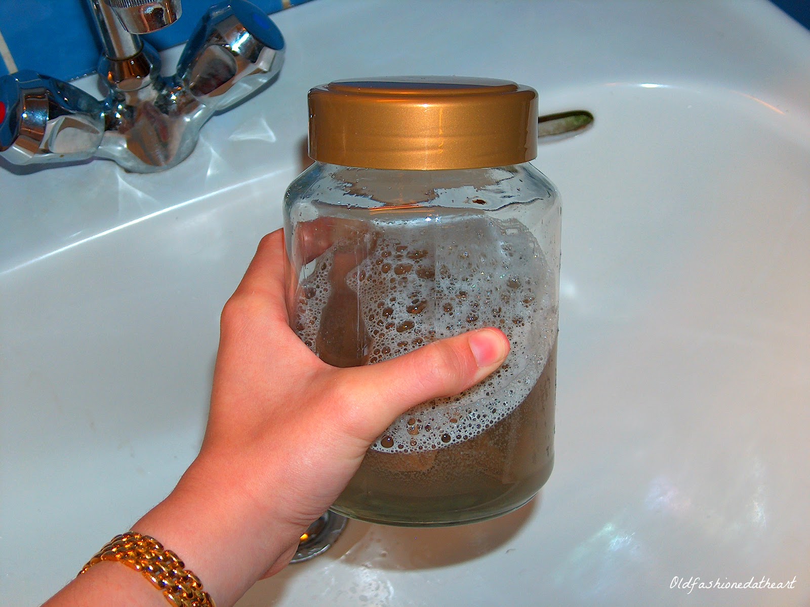 Oldfashioned at heart How to wash stockings