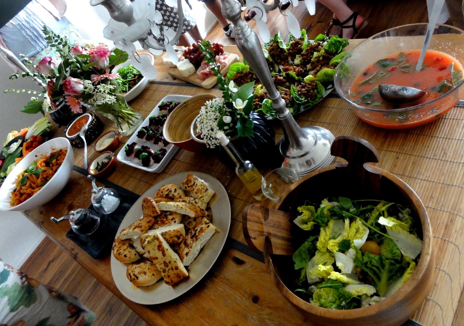 TRAVEL AND LIFESTYLE DIARIES - : Buffet birthday dinner at home