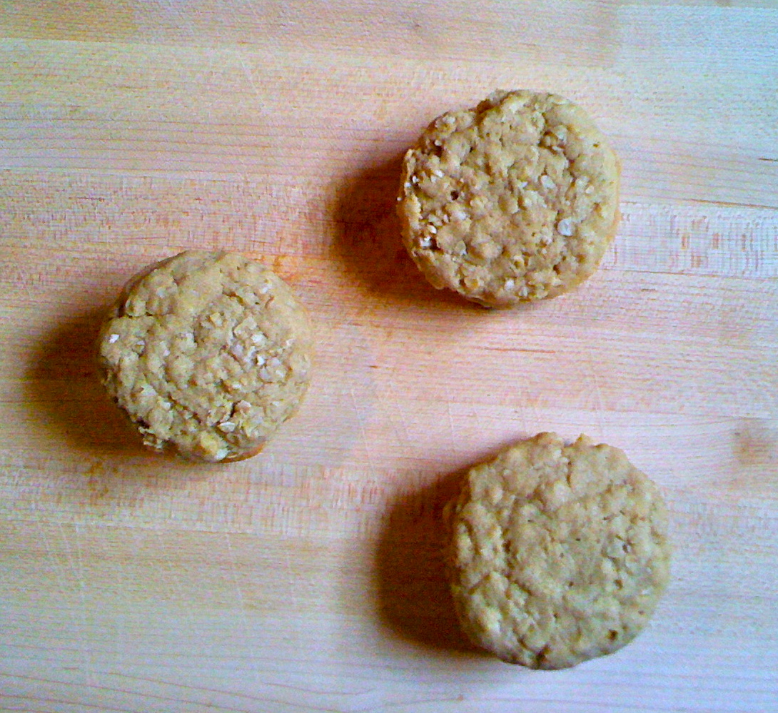 Blonde in the Kitchen Oatmeal Sandwich Cookies with Caramel Cream Cheese Filling