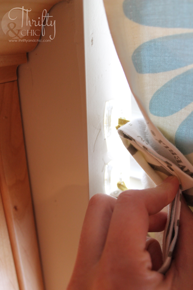 No Sew Faux Roman Shade -that can actually move and drop to the length of the window!