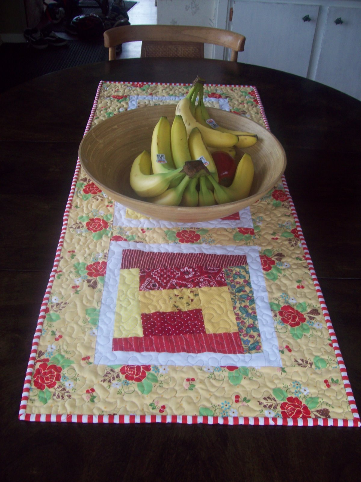 My Quilt Diet... Heat Resistant Table Runner