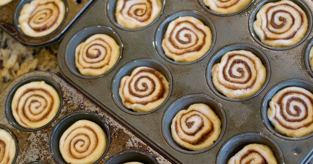 Las Vegas Food Photographer Cindy Larkin Cinnamon Roll Muffins