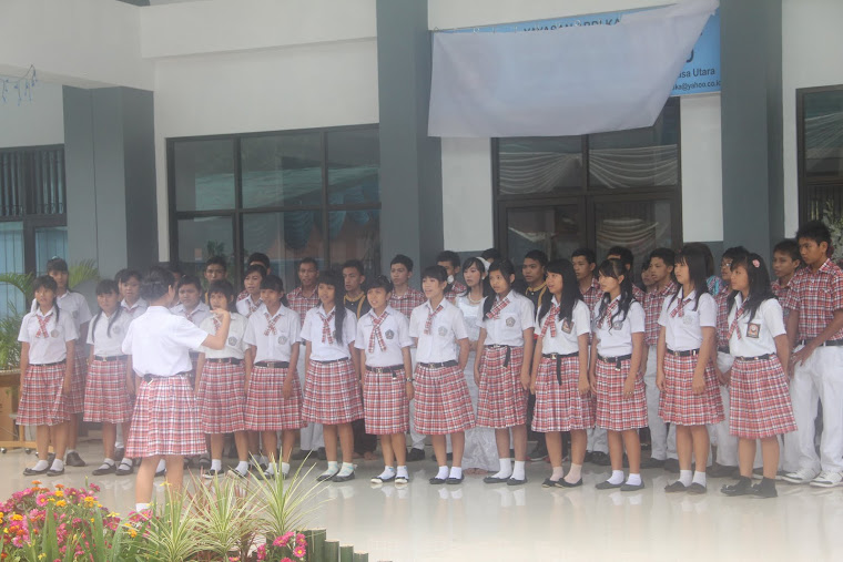 PADUAN SUARA SISWA-SISWI