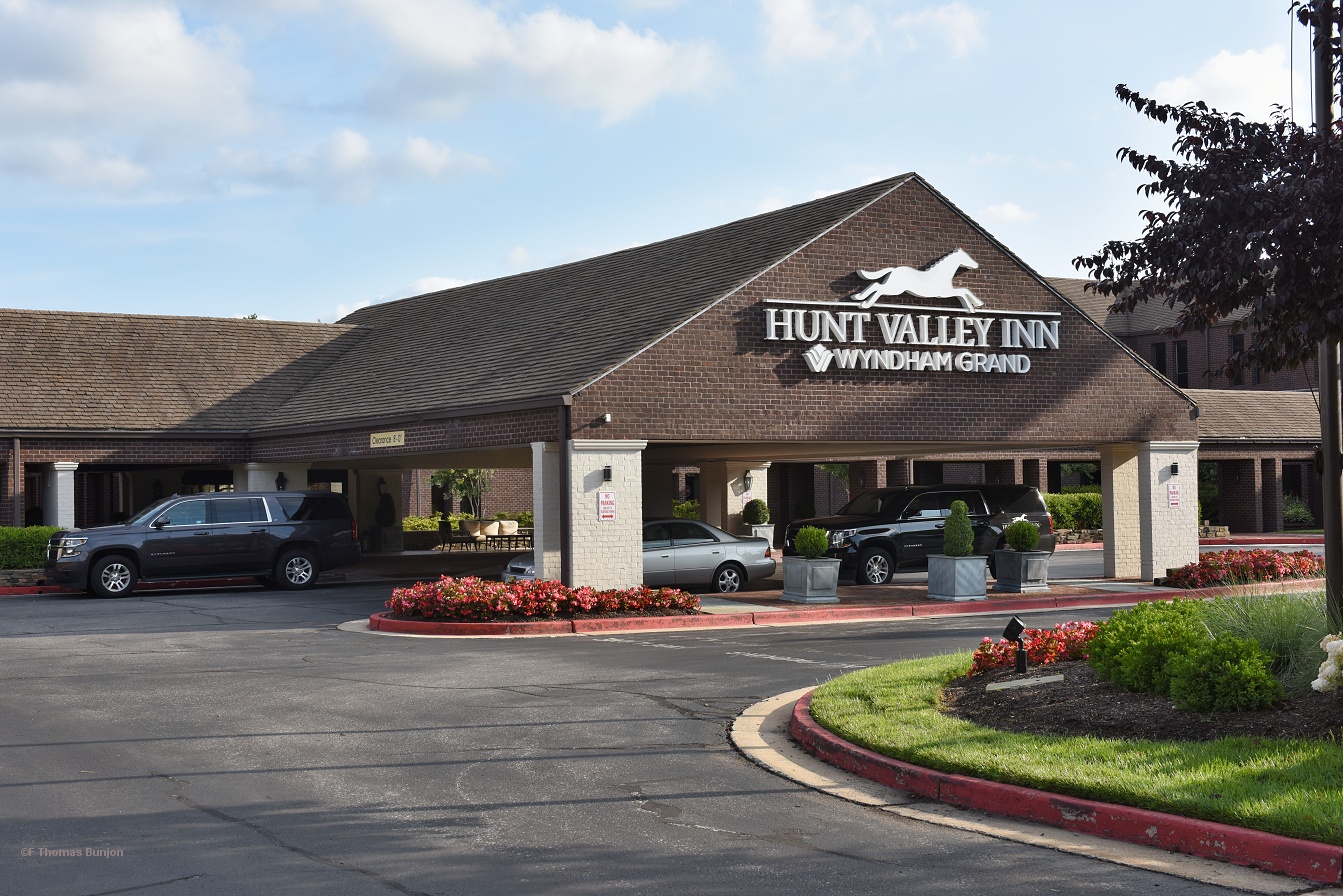 Dining Dish Cinnamon Tree and DuClaw Brewing partner for Oktoberfest event