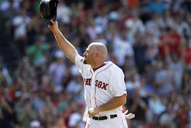 Kevin Youkilis preparing to business