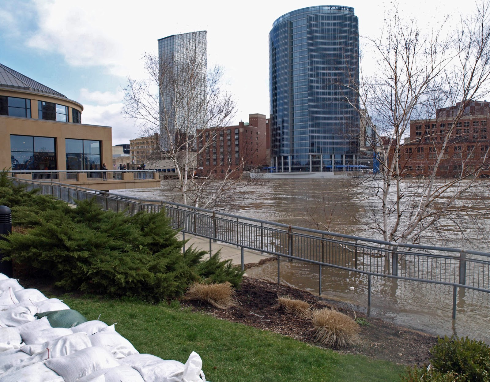 All Things Grand Rapids Fourth Day of Grand Rapids Flooding Photos 4
