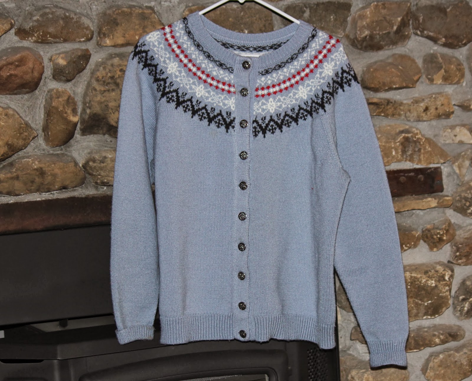 The Cabin Countess An Easy Way to Remove the Pilling on your Sweaters