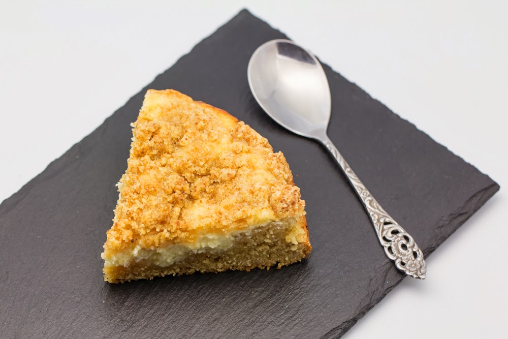 Hovkonditorn QuarkLemon Curd Crumb Cake