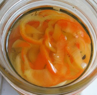 spicy pickled peppers