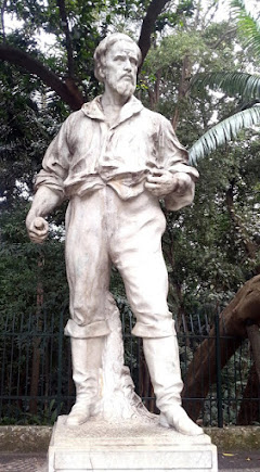 O ANHANGUERA I Bartholomeu Bueno da Silva Escultura na Avenida Paulista - Trianon (Decavô do Autor)