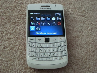 Blackberry Onyx 9700,Harga : Rp. 2.700.000,