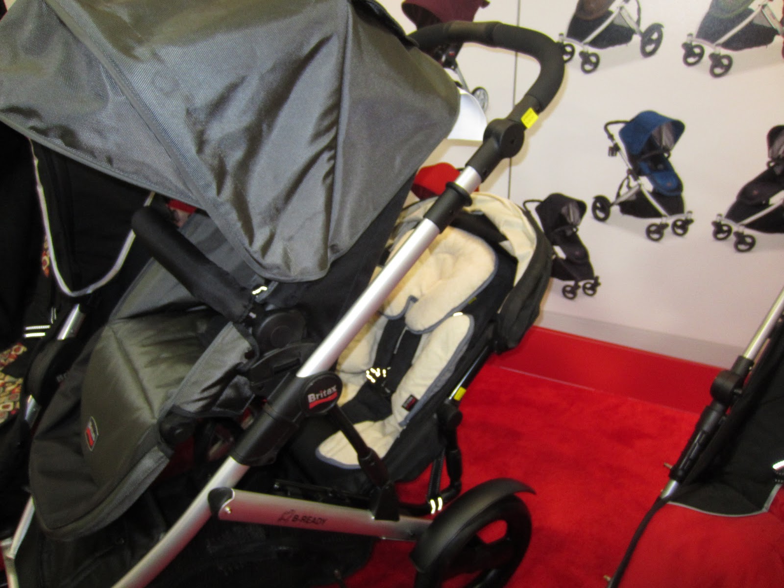 StrollerQueenReviews Britax Frontier 90, Britax BAgile colors, Britax