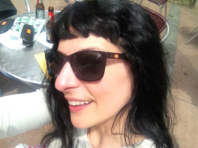 M'he quedat les vermell vi d'@ulldecat M'agraden molt!!!! - Roser Amills, escritora mallorquina