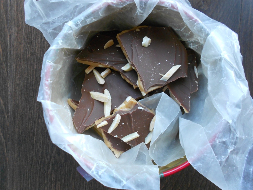 Snacking Squirrel Toffee Chocolate Almond Brittle