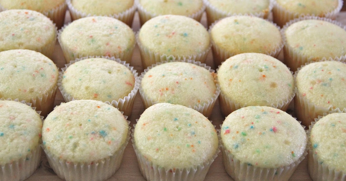 Coast With Me: Memorial Day Cupcakes