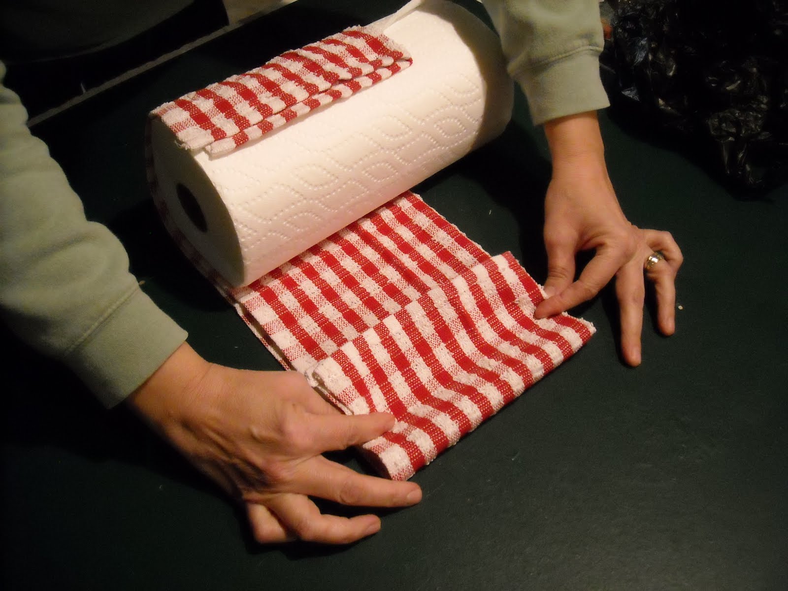 “I KNOW HOW TO BOIL WATER; I JUST DON'T KNOW WHEN IT'S DONE" Paper Towel Dolls