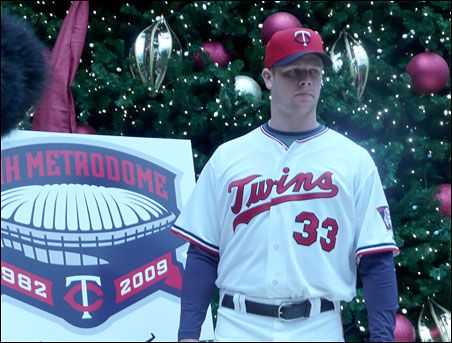 Classic Minnesota Twins!: Twins Jerseys On The Red Carpet: A Pictorial Time  Capsule