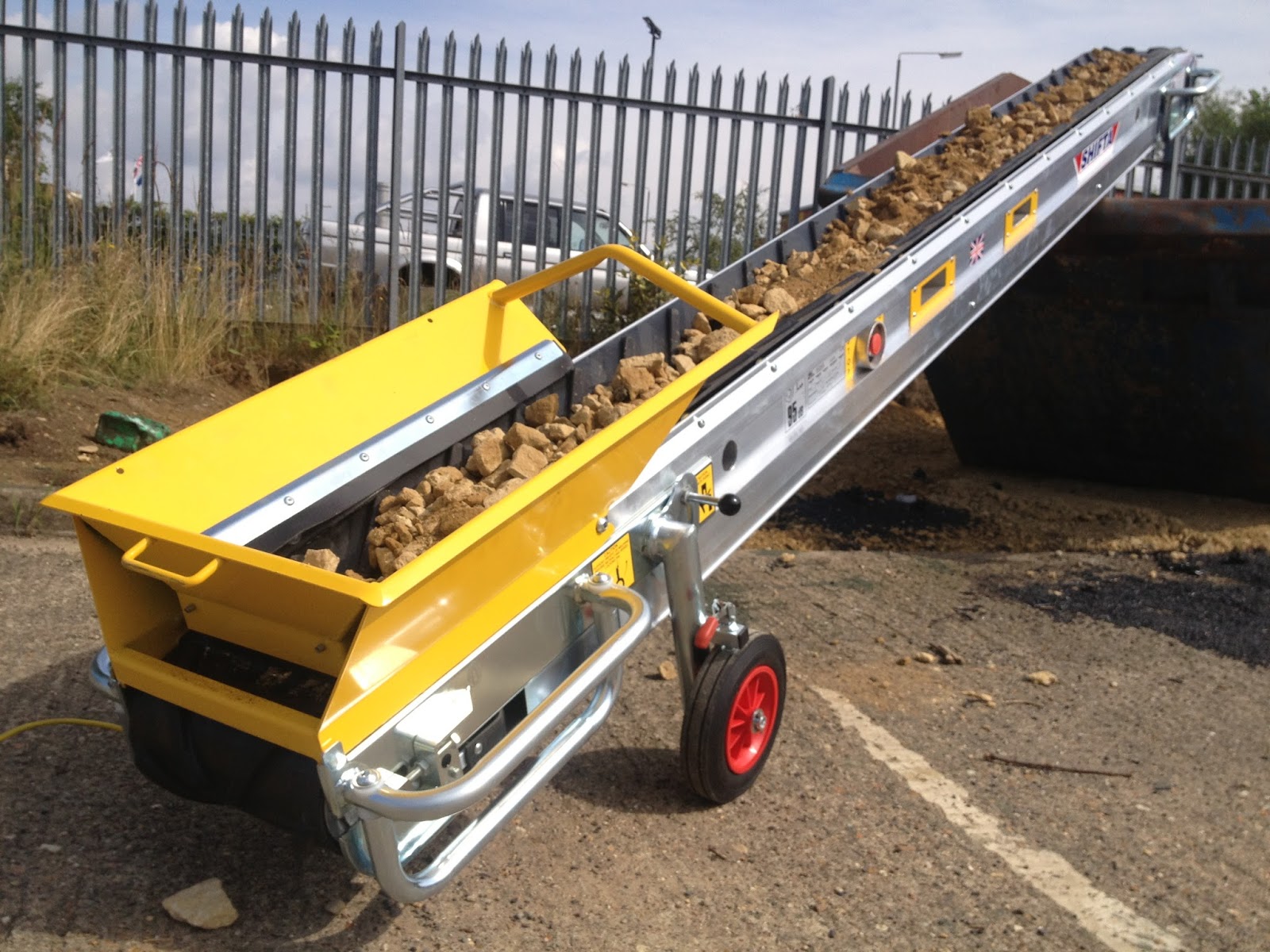 Mace Industries Introduction to the new shape Shifta Portable Conveyor