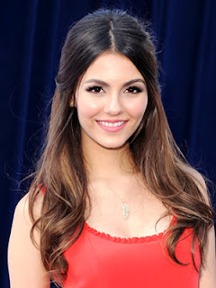 Great Hairstyles Half Up Half Down Prom Hairstyles Red Carpet Styles