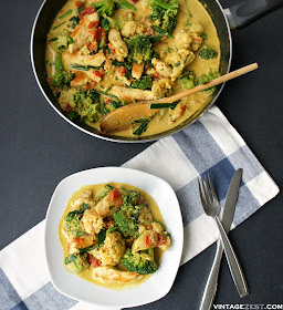 Chicken & Veggie Coconut Curry on Diane's Vintage Zest!  #recipe #healthy