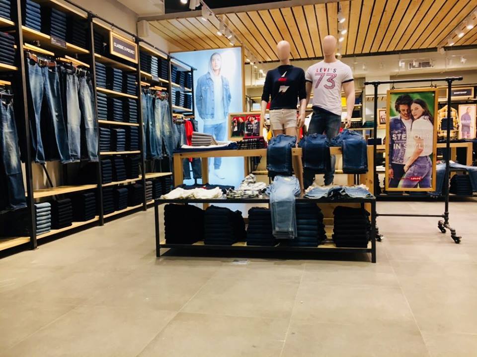 levis vega city mall