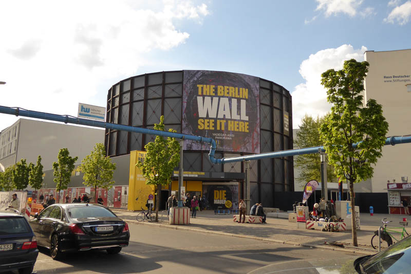 Beautiful Buzzing Berlin Potsdamer Platz Gedenkstatte
