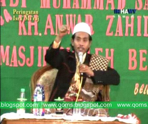 QOMSSEGERHANA TUBAN KH ANWAR ZAHID (2012) Dalam