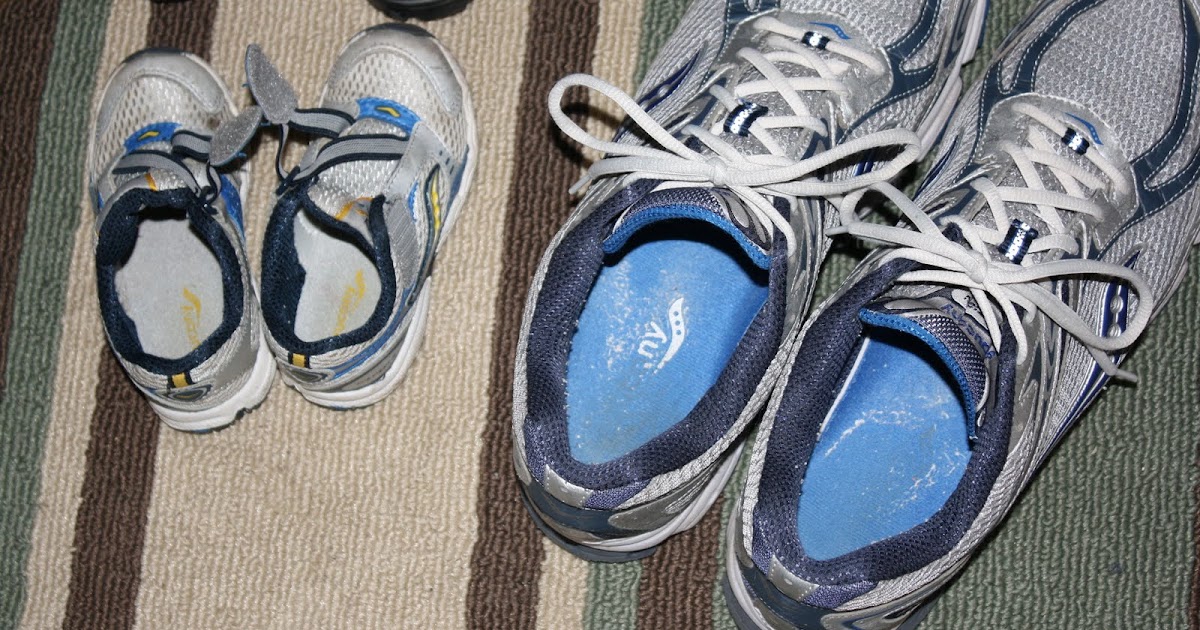 Mommy This &That Wordless/Wordful Wednesday Big Feet, Little Feet