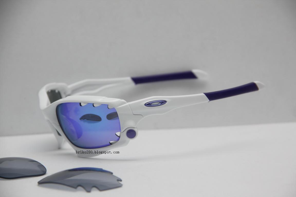 Jawbone Oakley Black--Gray Lens