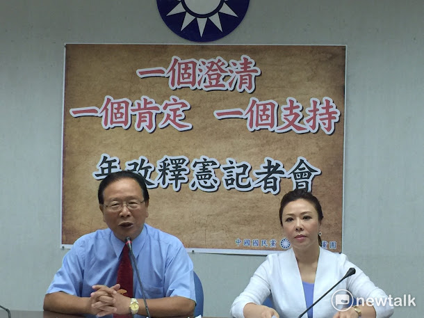 多位立委要求二次臨時會排進礦業,不過國民黨團總召林德福11日表示,國民黨支持修礦業法,但認為應回歸正常委員會審查,而不是在臨時會強行通過。 多位立委要求二次臨時會排進礦業,不過國民黨團總召林德福11日表示,國民黨支持修礦業法,但認為應回歸正常委員會審查,而不是在臨時會強行通過。
