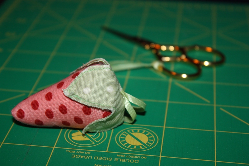 Christy Robbins Strawberry Mini Pin Cushions