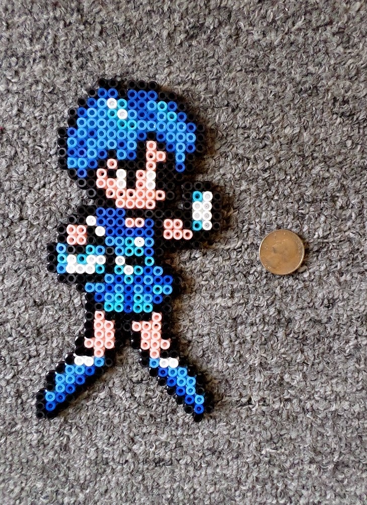 Long Black Fingers : Lots Of Perler Designs