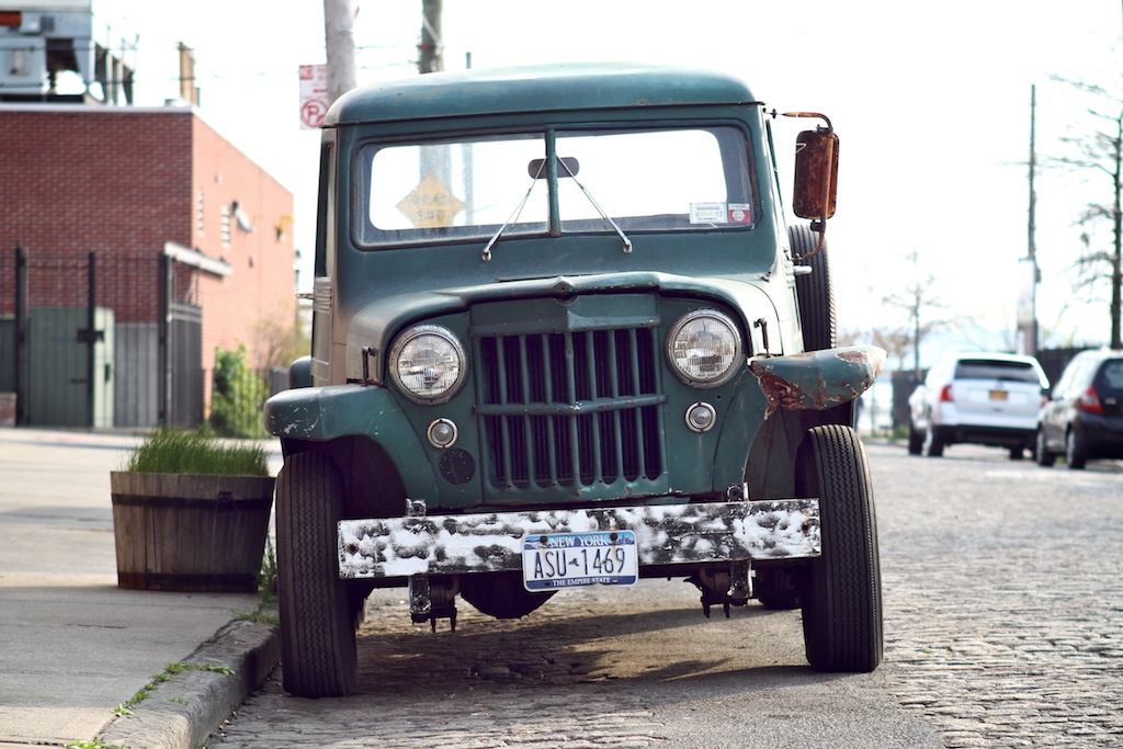 THE STREET PEEP 1951 Willys Jeep Truck