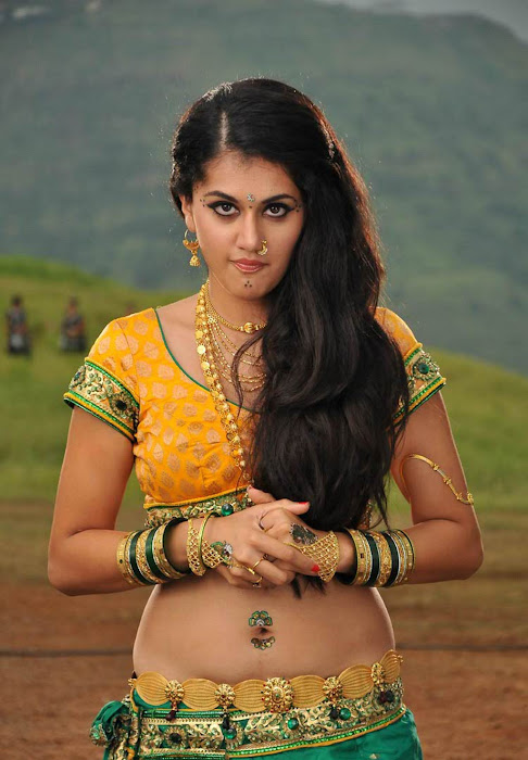 tapasee pannu in movie photo gallery