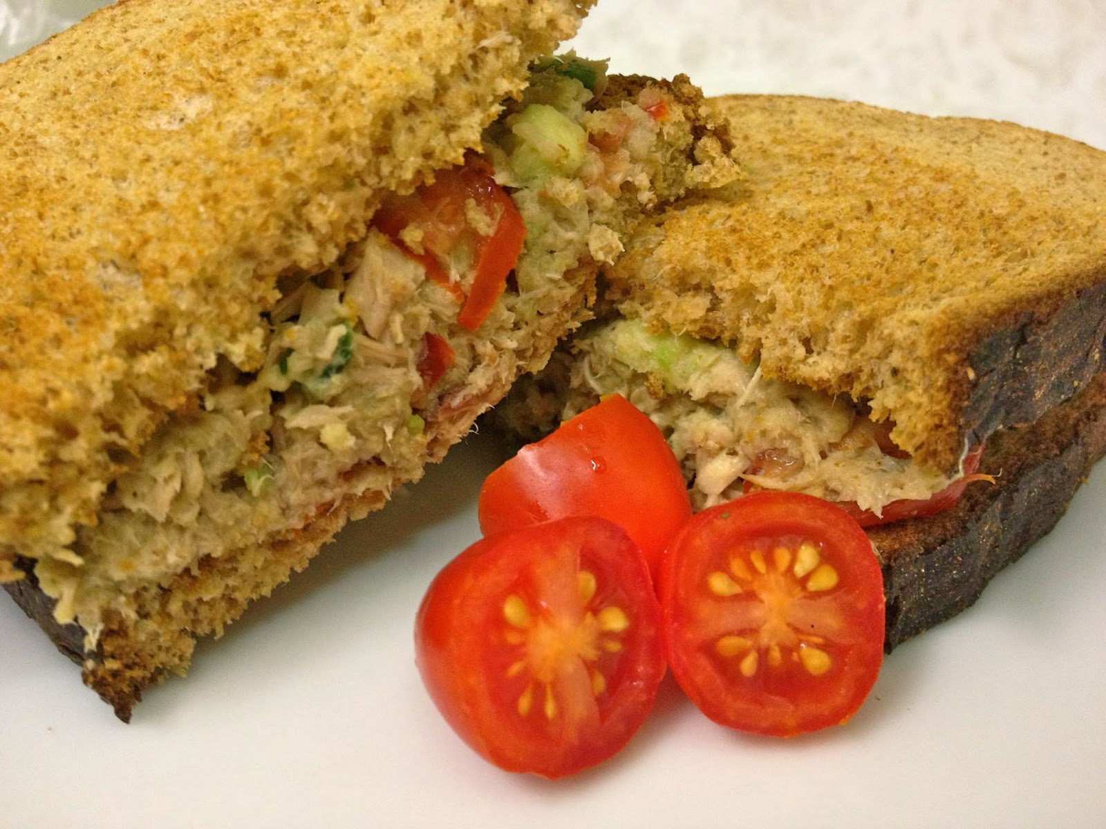 The Lifestyle Notebook Tuna Avocado Salad Sandwich