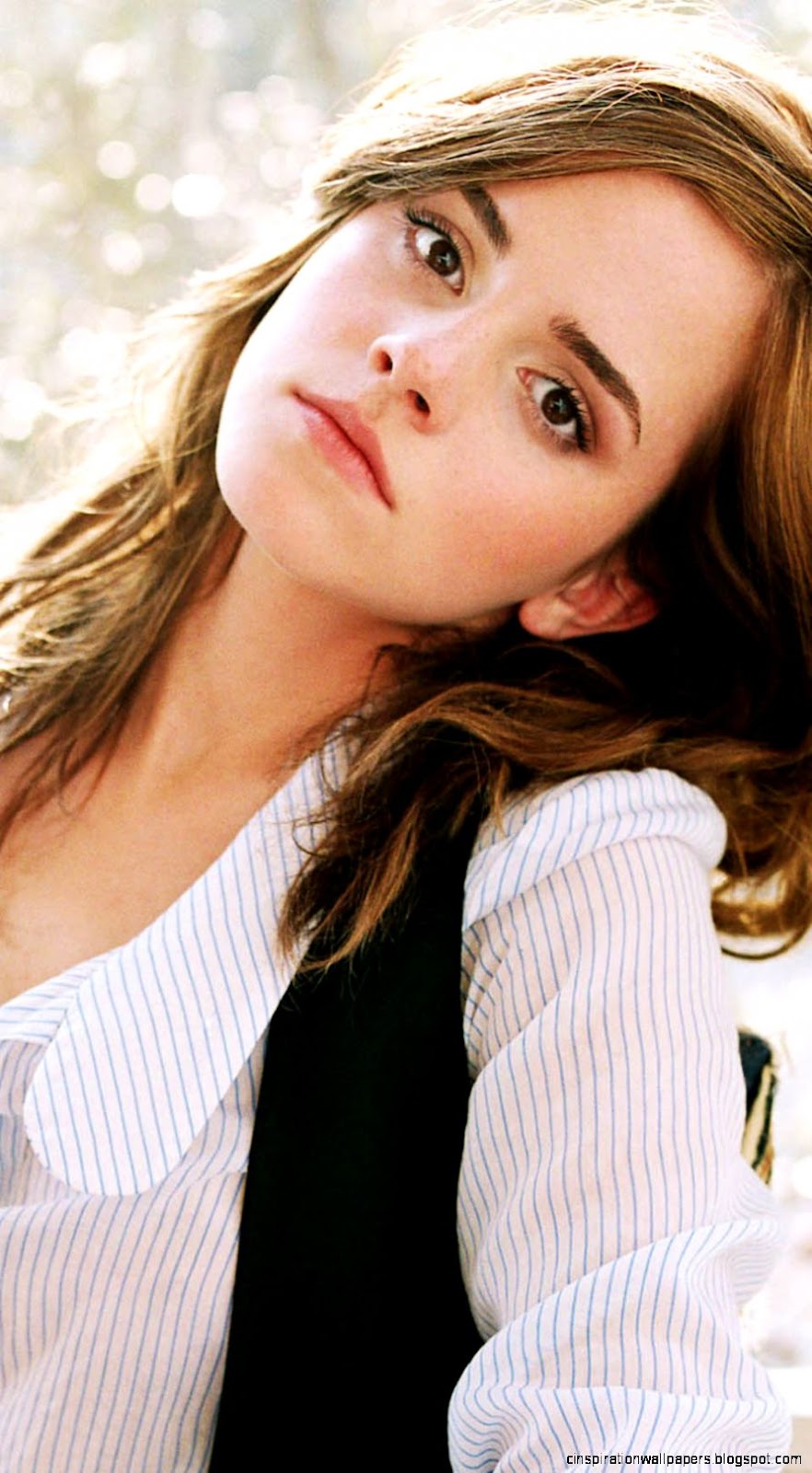 Emma Watson 06  iPhone Wallpapers Emma Watson 06  iPhone Wallpapers