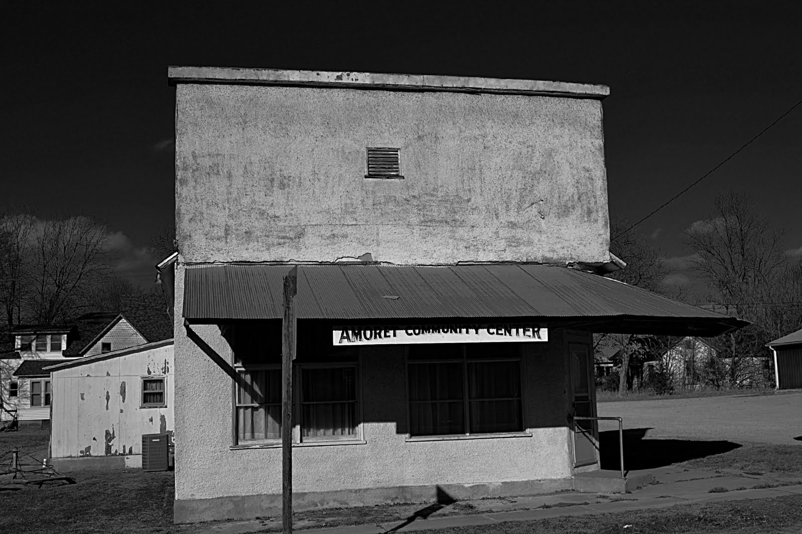 Hip Suburban White Guy Amoret, MO