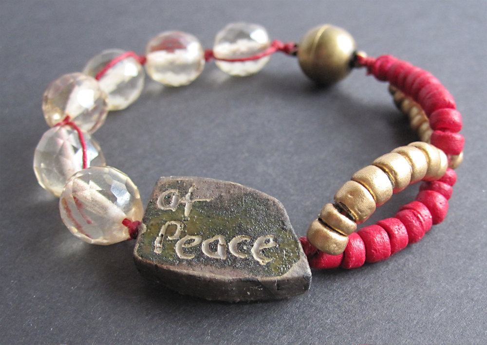 Beading by Malin de Koning Beads & Beyond December 2012 Issue