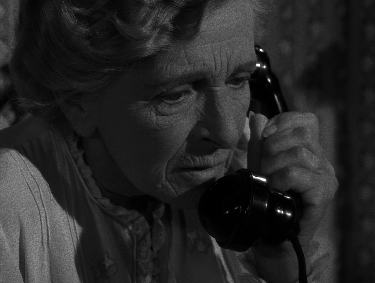 twilight zone night call full episode twilight zone night call full episode