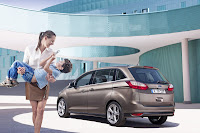 Ford-C-MAX-Grand-10.jpg