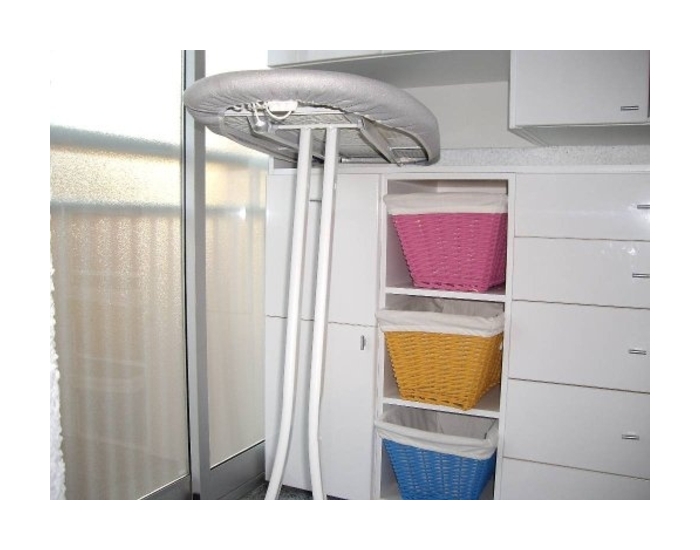 Cluberas: EL MUEBLE DE LARA PARA ORGANIZAR LA PLANCHA