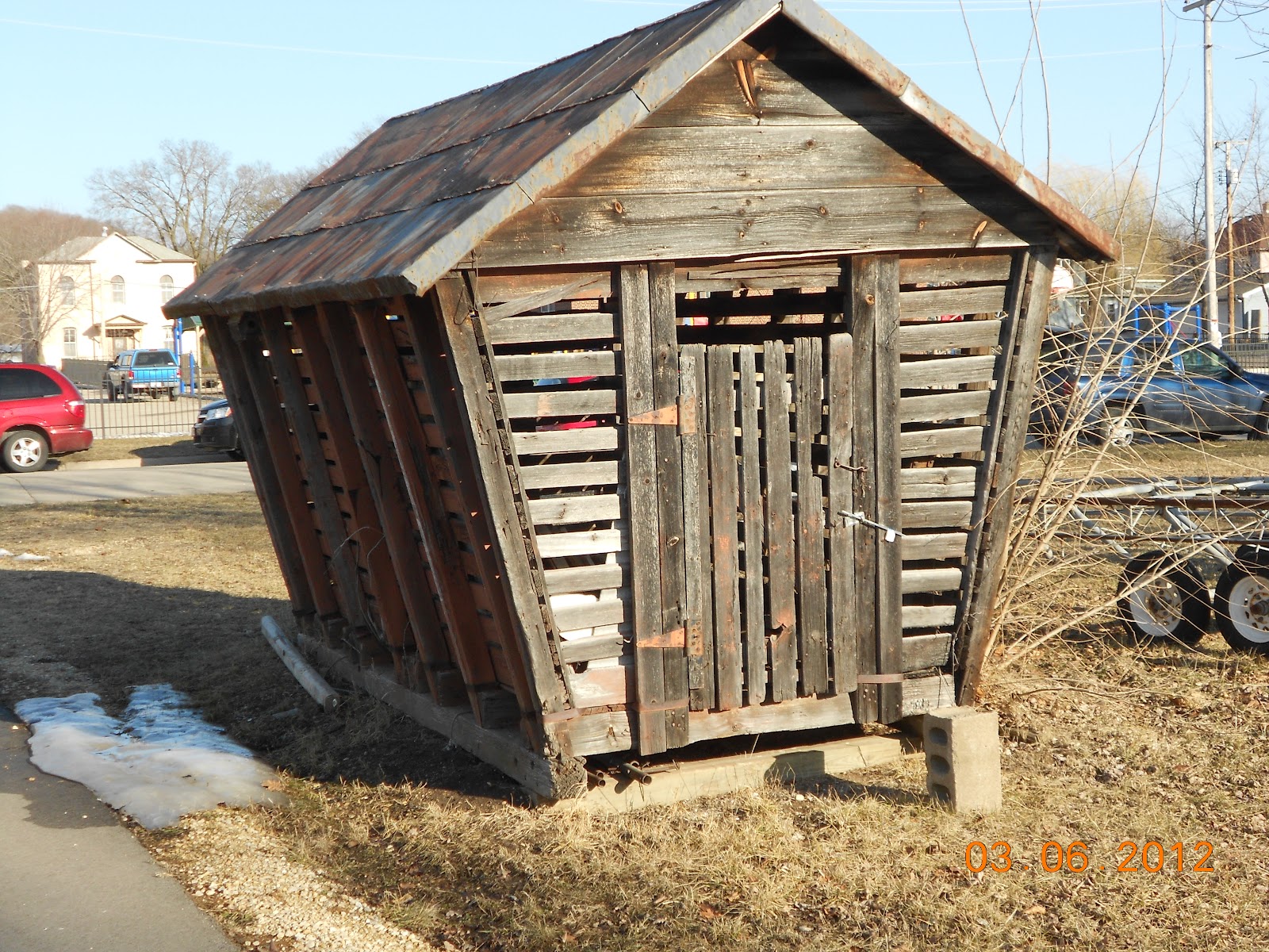 Retired Nature Weaver Corn Crib Stirs Memories