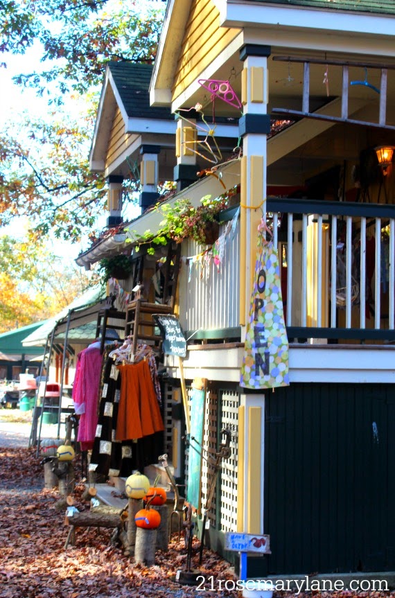 21 Rosemary Lane Antiquing in Lancaster County Shupp's Grove