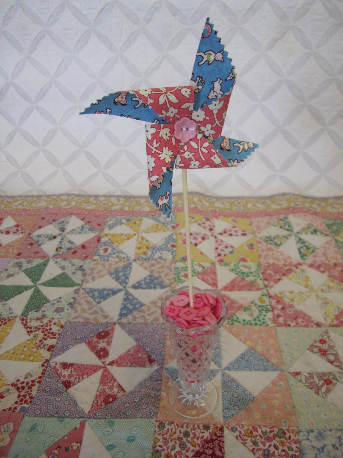 Wendys Hat Pinwheel Quilt {Sewing}
