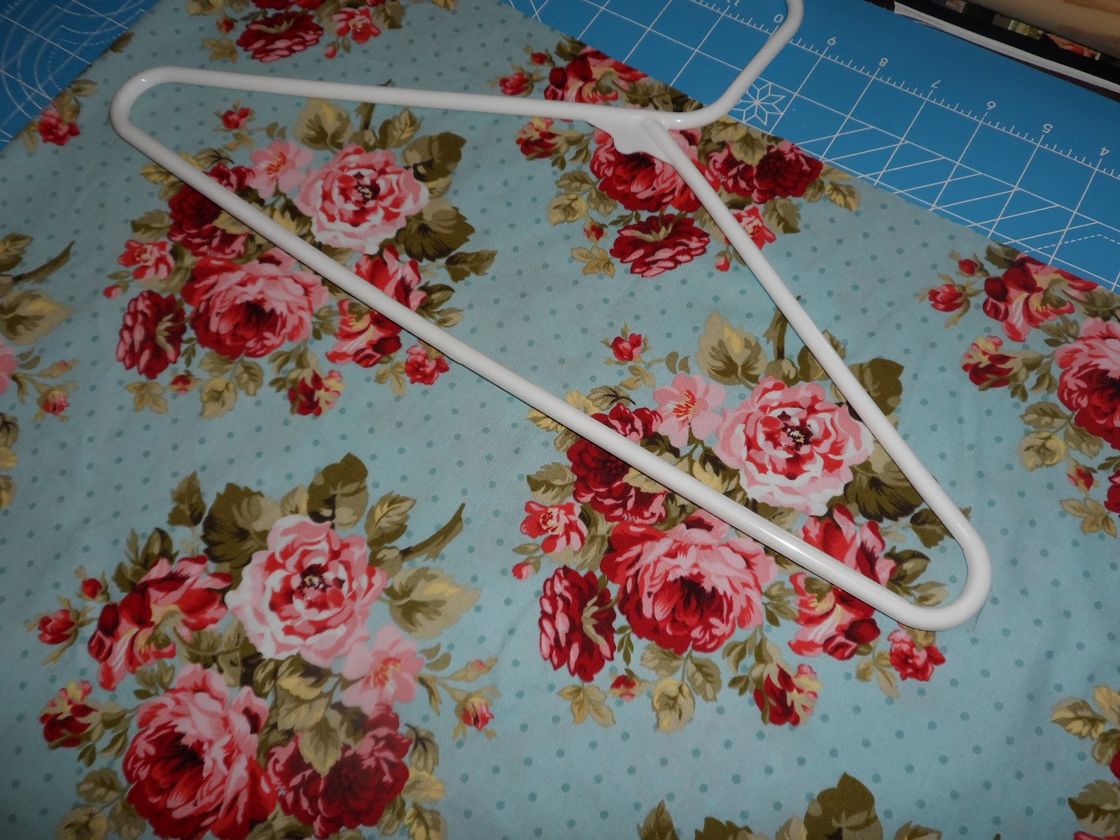 An American Housewife How to Make a Clothes Pin Bag