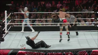 R Truth performs a finisher on Antonio Cesaro on WWE raw held on 05/11/2012