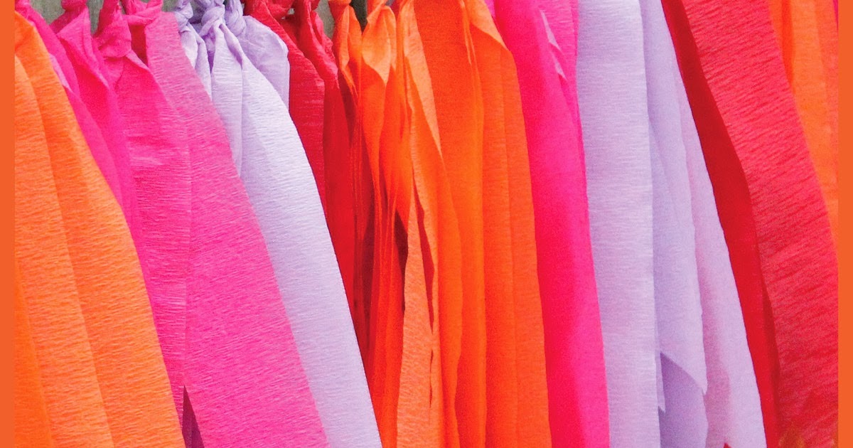 A Thrifter in Disguise DIY Crepe Paper Party Banner